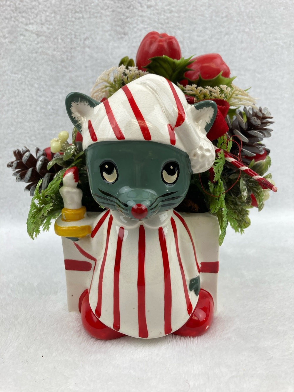 VTG Inarco Christmas Mouse in the House Figurine Ceramic Vase 7”